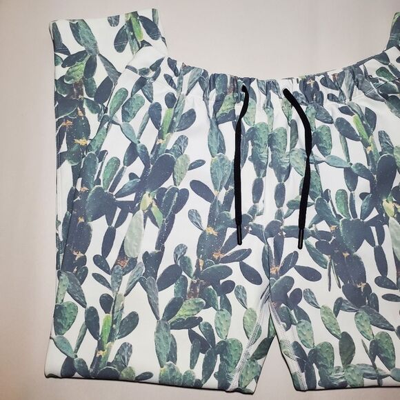 Lululemon Jet Crop Slim Trouser Size 4 - Picture 11 of 12